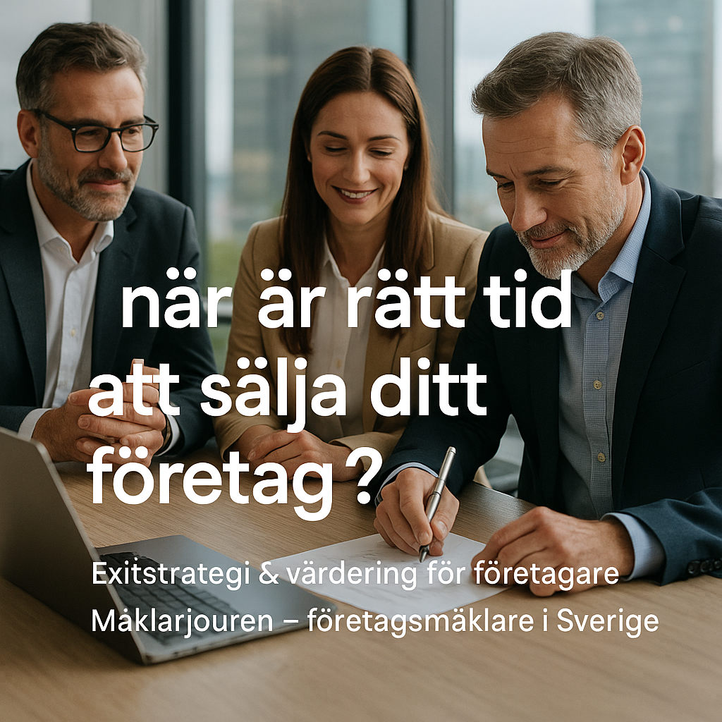 Tre professionella personer i affärsmöte på ett modernt kontor. En man signerar dokument, en kvinna och ytterligare en man följer processen. Bilden representerar företagsförsäljning och rådgivning, relevant för exitstrategi och företagsvärdering.